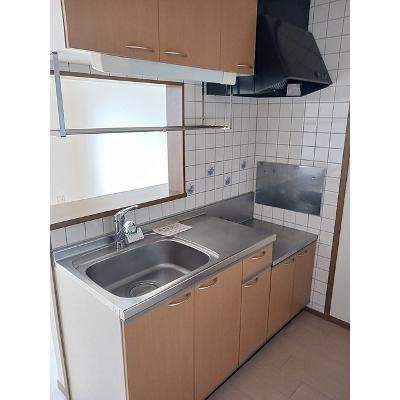 アンソレイユアオキⅡＡ 202【管理NO：1-011391901-02020】 ★家具家電は申し込み後に搬入します★の物件写真3