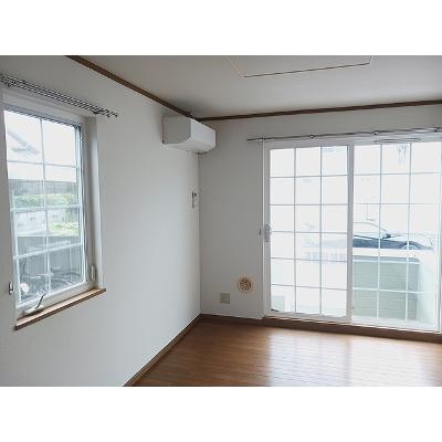 アンフィニⅡ 103【管理NO：1-010640502-01030】 ★家具家電は申し込み後に搬入しますの物件写真2