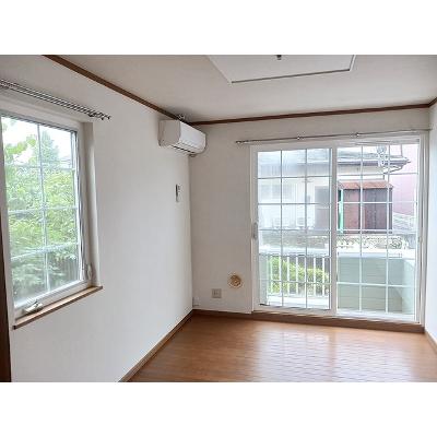 アンフィニⅠ 105【管理NO：1-010640501-01040】 ★家具家電は申し込み後に搬入しますの物件写真2