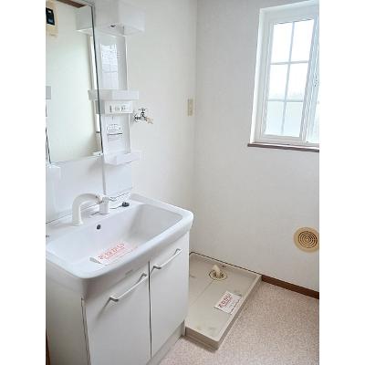 ロワジールⅡ 102【管理NO：1-010378801-01020】 ★家具家電は申し込み後に搬入しますの物件写真6