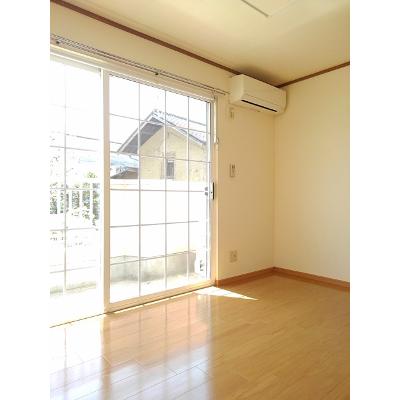 フォーシーズン 102【管理NO：1-007826901-01020】 2026年08月下旬入居可能の物件写真2