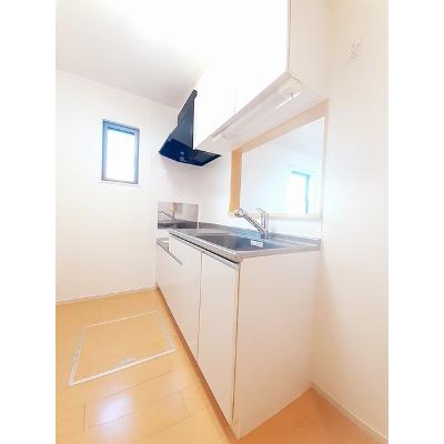 ファイン・フォレスト・ネオ 102【管理NO：1-020578801-01020】 ★家具家電は申し込み後に搬入しますの物件写真3