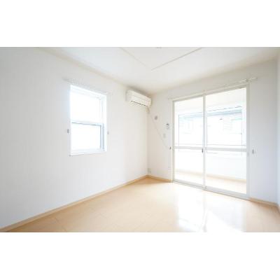 ラフレシールⅡ 102【管理NO：1-015378002-01020】 ★家具家電は申し込み後に搬入します 2026年08月中旬入居可能の物件写真2