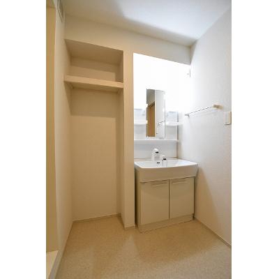 apartment 福島県田村郡三春町大字熊耳字後古内１６－１ 

↓地図はこちらから