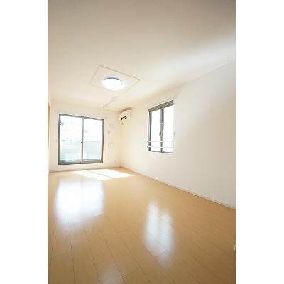 ゼフィロスＢ 305【管理NO：1-017938202-03040】 2026年07月中旬入居可能の物件写真2
