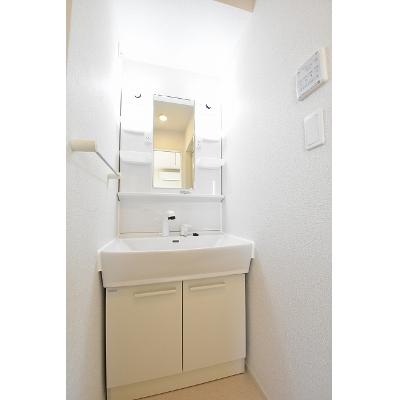 フィオ・コリーヌ 306【管理NO：1-022567301-03050】 ★家具家電は申し込み後に搬入しますの物件写真6