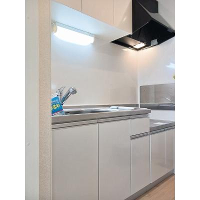 Ｑ－フロンティアⅢ 106【管理NO：1-021838101-01050】 ★家具家電は申し込み後に搬入しますの物件写真3