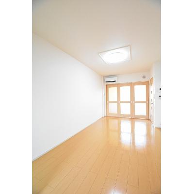 ラル・フィナンシェ 102【管理NO：1-020392301-01020】 ★家具家電は申し込み後に搬入します 2026年08月中旬入居可能の物件写真2