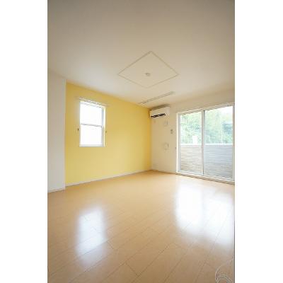 ラ・フォートⅦ 105【管理NO：1-019309102-01040】 ★家具家電は申し込み後に搬入しますの物件写真2