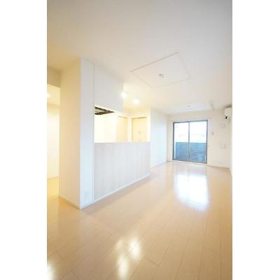 ソレアード大喜多 101【管理NO：1-019301101-01010】 ★家具家電は申し込み後に搬入します 2026年08月中旬入居可能の物件写真2