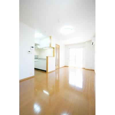 Ａｕｂｅ　Ｂｅｌｌｅ 101【管理NO：1-014549001-01010】 ★家具家電は申し込み後に搬入しますの物件写真2