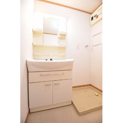 apartment 〒108-0075　東京都港区港南２丁目16-1