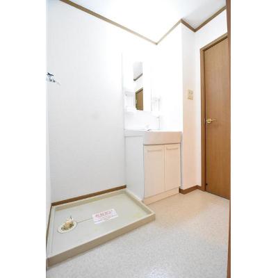 ウリイシパレス 103【管理NO：1-011030301-01030】 ★家具家電は申し込み後に搬入しますの物件写真6