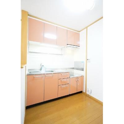 サンシャイン　タウン 201【管理NO：1-012871101-02010】 ★家具家電は申し込み後に搬入します★の物件写真3