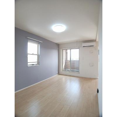 フィオリーレⅦ 205【管理NO：1-023191801-02040】 ★家具家電は申し込み後に搬入します★の物件写真2