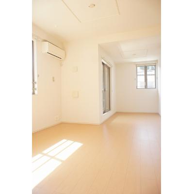 コルティーレ 201【管理NO：1-018982501-02010】 ★家具家電は申し込み後に搬入します 2026年07月中旬入居可能の物件写真2