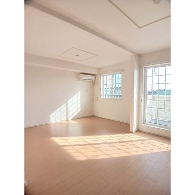 エフォートＡ 202【管理NO：1-018281401-02020】 ★家具家電は申し込み後に搬入します★の物件写真2