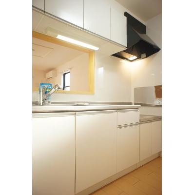 フリックシェノン　Ⅱ 201【管理NO：1-017780902-02010】 ★家具家電は申し込み後に搬入します 2026年07月下旬入居可能の物件写真3