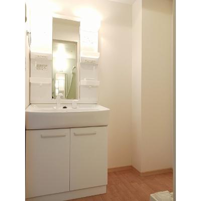 ラッフィナート 103【管理NO：1-015624501-01030】 ★家具家電は申し込み後に搬入します★の物件写真6