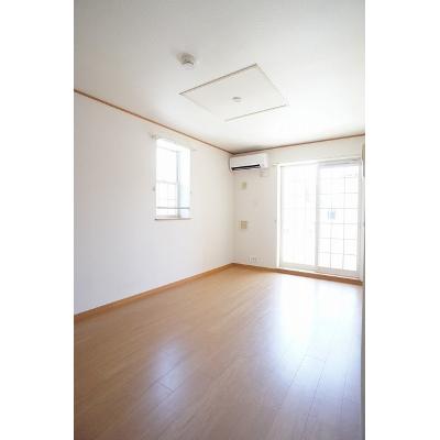 レジダンス・ノーブル　Ⅲ 202【管理NO：1-013994802-02020】 ★家具家電は申し込み後に搬入します★の物件写真2
