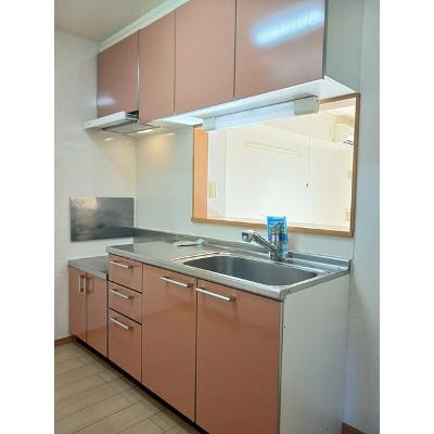 ＦＯＵＮＴＡＩＮ　ＨＯＵＳＥ 202【管理NO：1-013624701-02020】 ★家具家電は申し込み後に搬入します★の物件写真3