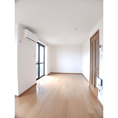 セントラルヒルズⅡ 202【管理NO：1-010863602-02020】 ★家具家電は申し込み後に搬入します★の物件写真2