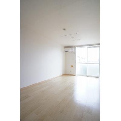 アネックス 203【管理NO：1-006714701-02030】 ★家具家電は申し込み後に搬入します★の物件写真2