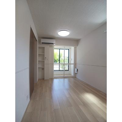 パルデメール　Ⅱ 101【管理NO：1-028469401-01010】 ★家具家電は申し込み後に搬入します★の物件写真2