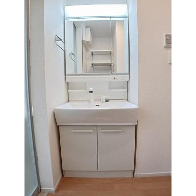 リバーサイドⅡ 105【管理NO：1-026334801-01040】 ★家具家電は申し込み後に搬入します★の物件写真6