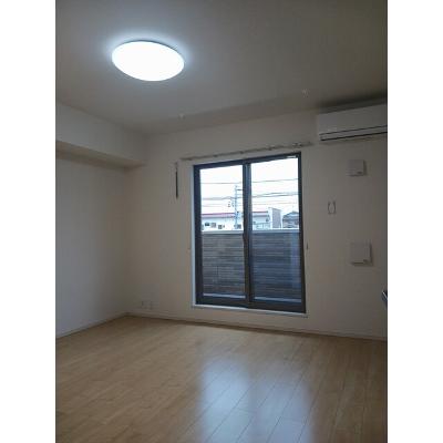 シグマⅢ 203【管理NO：1-024410901-02030】 ★家具家電は申し込み後に搬入しますの物件写真2