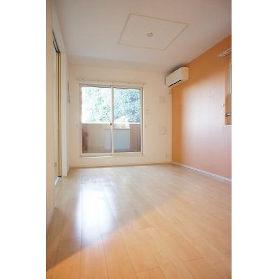 ファビラウス 201【管理NO：1-022312701-02010】 ★家具家電は申し込み後に搬入します★の物件写真2