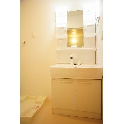 ファビラウス 201【管理NO：1-022312701-02010】 ★家具家電は申し込み後に搬入します★の物件写真6