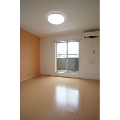 レジデンスノーブルＰａｒｔ．２ 201【管理NO：1-020560001-02010】 ★家具家電は申し込み後に搬入します★の物件写真2