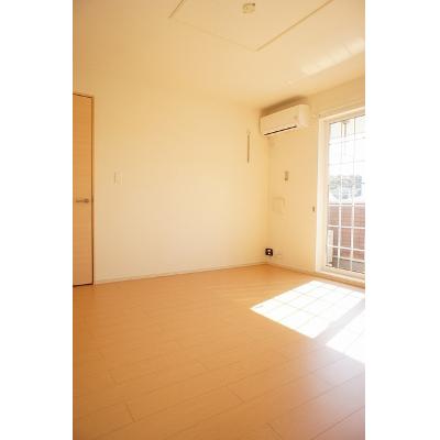 プラシードＳ　Ⅲ 103【管理NO：1-018803201-01030】 ★家具家電は申し込み後に搬入しますの物件写真2