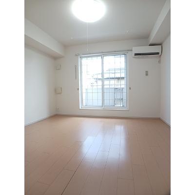 ウィスティリアⅠ 202【管理NO：1-018324601-02020】 ★家具家電は申し込み後に搬入します★の物件写真2