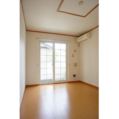 アンソレイエ・レジダンス 102【管理NO：1-014929801-01020】 ★家具家電は申し込み後に搬入します★の物件写真2