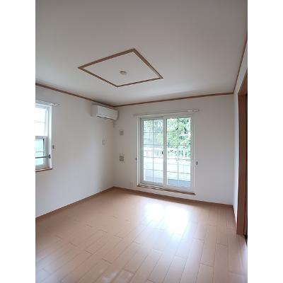 ル・シエル 201【管理NO：1-014828301-02010】 ★家具家電は申し込み後に搬入します★の物件写真2