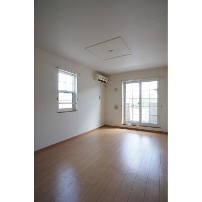 グレイスフル 201【管理NO：1-013820001-02010】 ★家具家電は申し込み後に搬入します★の物件写真2