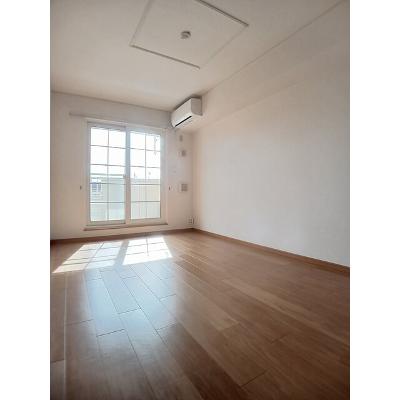 レフィナード 203【管理NO：1-013778601-02030】 ★家具家電は申し込み後に搬入します★の物件写真2