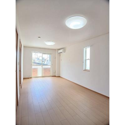ル　シャトー　Ⅱ 101【管理NO：1-013590801-01010】 ★家具家電は申し込み後に搬入します★の物件写真2