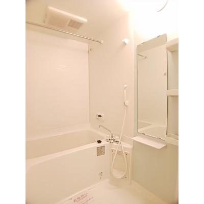 ル　シャトー　Ⅱ 101【管理NO：1-013590801-01010】 ★家具家電は申し込み後に搬入します★の物件写真4