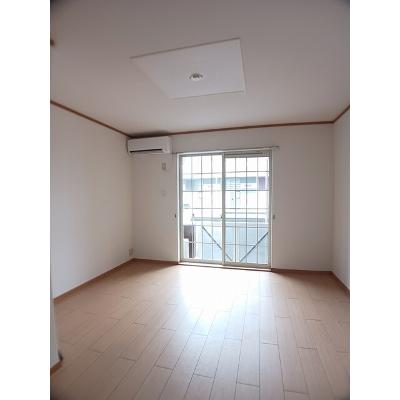 シャトー・バロン１８ 101【管理NO：1-012005701-01010】 ★家具家電は申し込み後に搬入します★の物件写真2