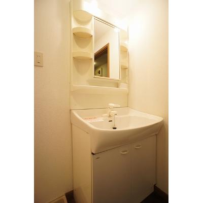 ワイズポート 302【管理NO：1-010669701-03020】 ★家具家電は申し込み後に搬入します★の物件写真6