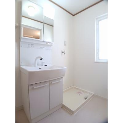 サンラフィーネ 101【管理NO：1-009656301-01010】 ★家具家電は申し込み後に搬入します★の物件写真6