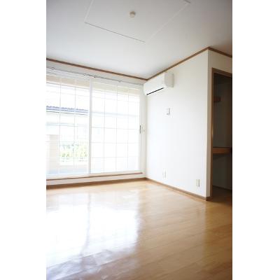 Ｐｏｉｎｔ２４２　Ｂ棟 202【管理NO：1-007599502-02020】 ★家具家電は申し込み後に搬入します★の物件写真2