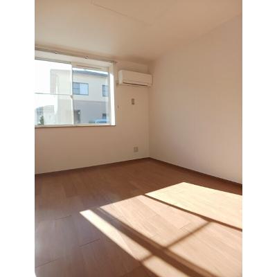 エクセル　綾 103【管理NO：1-007470901-01030】 ★家具家電は申し込み後に搬入します★の物件写真2