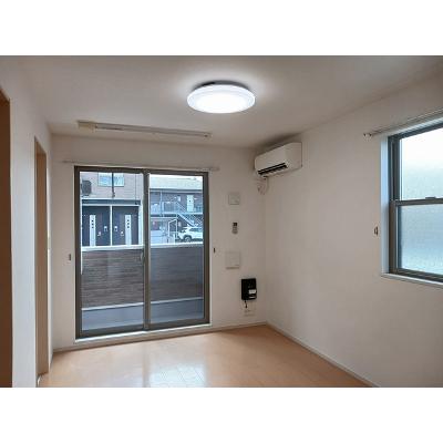 ヴィラ・ロイヤルⅠ 105【管理NO：1-018418301-01040】 ★家具家電は申し込み後に搬入しますの物件写真2