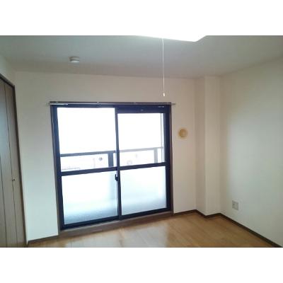 ヴェルドールマンション 303【管理NO：1-009651601-03030】 ★家具家電は申し込み後に搬入しますの物件写真2