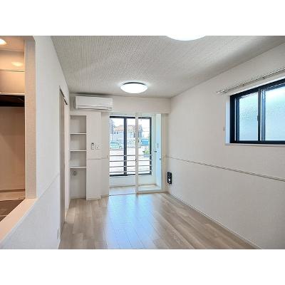 ルミエール 101【管理NO：1-028666301-01010】 ★家具家電は申し込み後に搬入しますの物件写真2