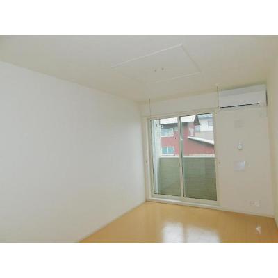 テネリージ 102【管理NO：1-019142001-01020】 ★家具家電は申し込み後に搬入します 2026年07月中旬入居可能の物件写真2